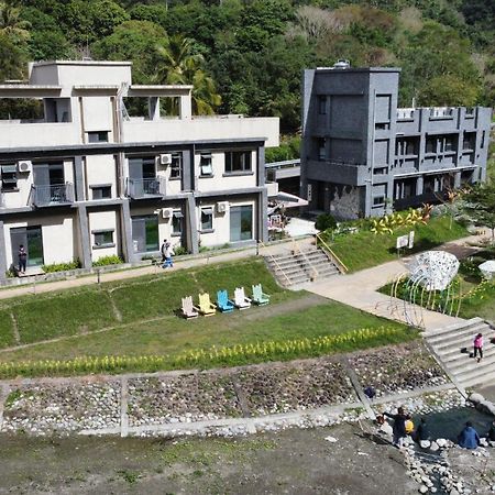 Appartement Antong Creekside Hot Spring à Yuli Extérieur photo